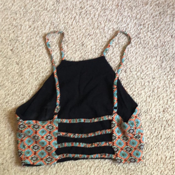 LF Mosaic Halter Crop Top - Picture 2 of 4